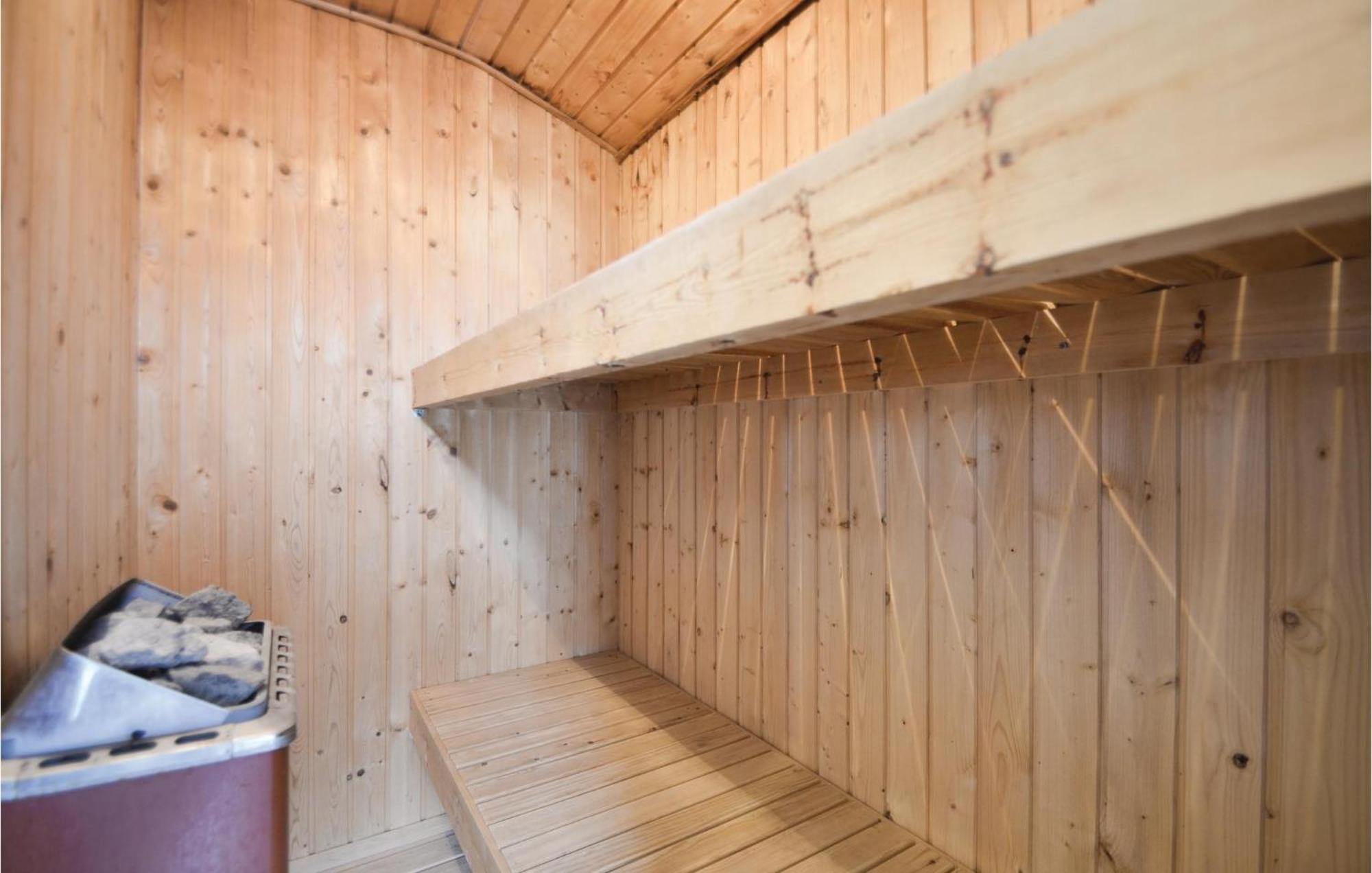 Amazing Home In Ebeltoft With Sauna Kültér fotó